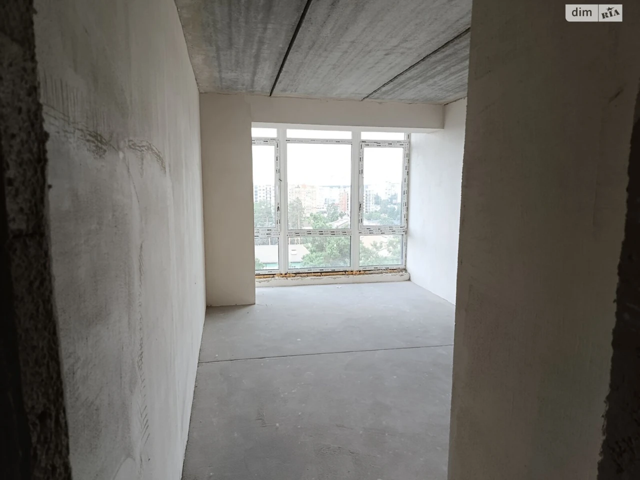 Apartment for Sale in Romanivka