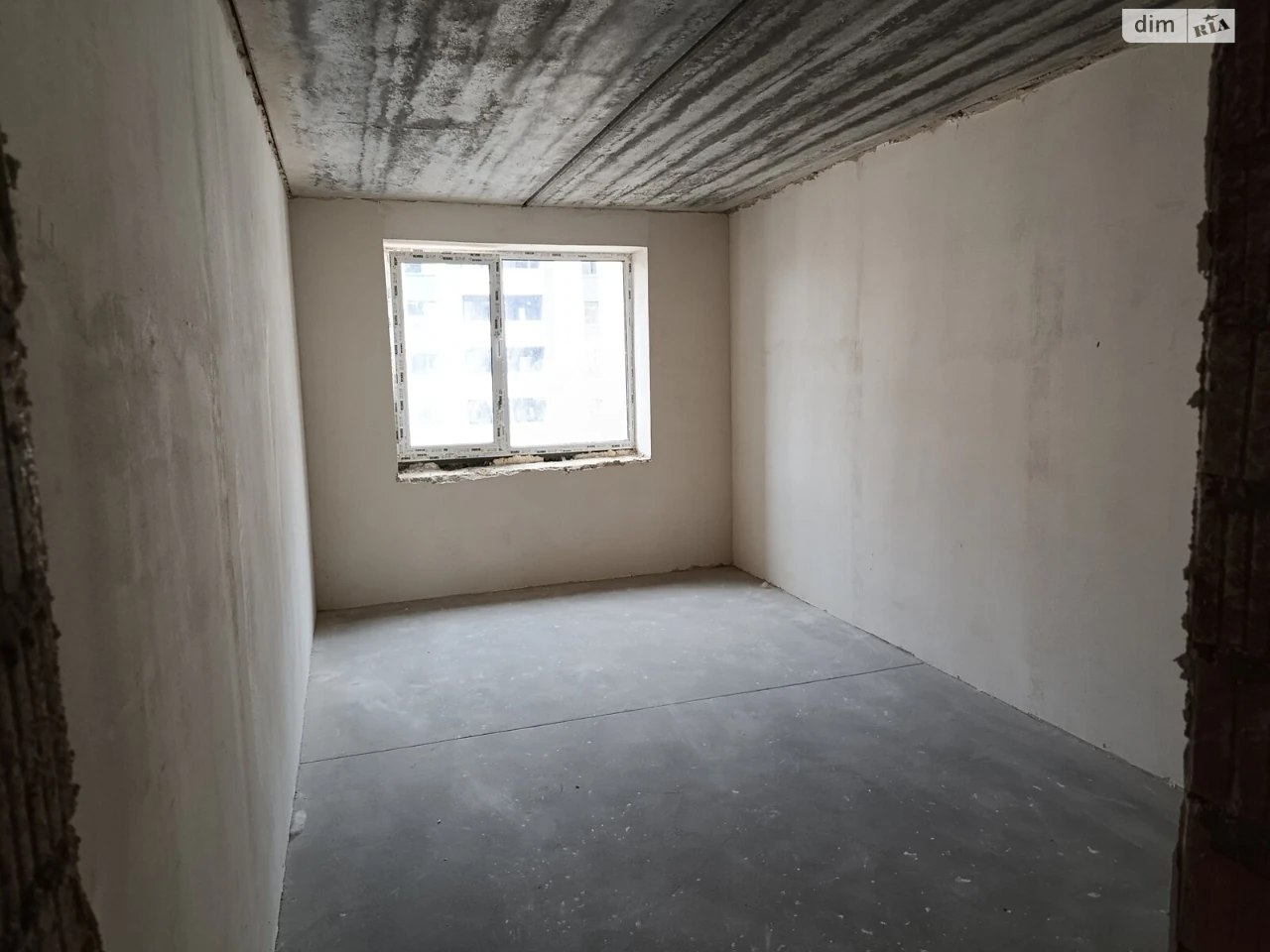 Apartment for Sale in Romanivka