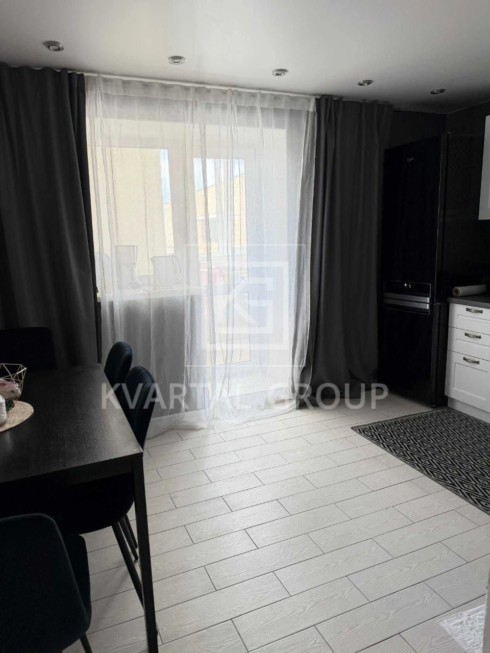 3-room apartment for sale, renovated, 77 sq m, in the center of Irpin.