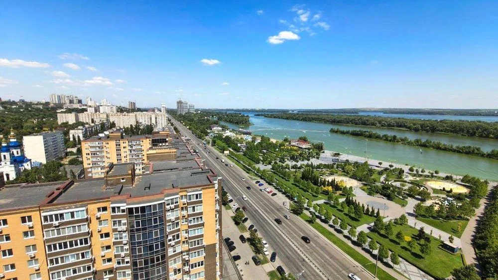Квартира з терасою ЖК Вікторі Холл, набережна, Перемога