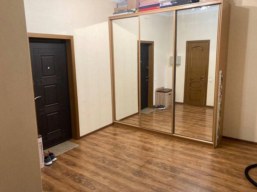 2-room apartment 90 square meters