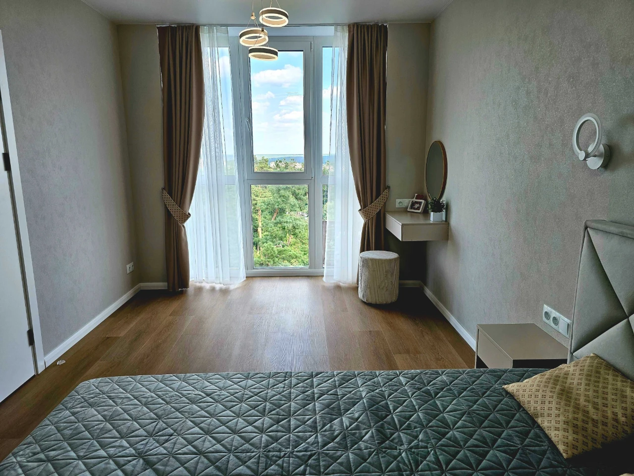 Spacious and Cozy Apartment for Sale