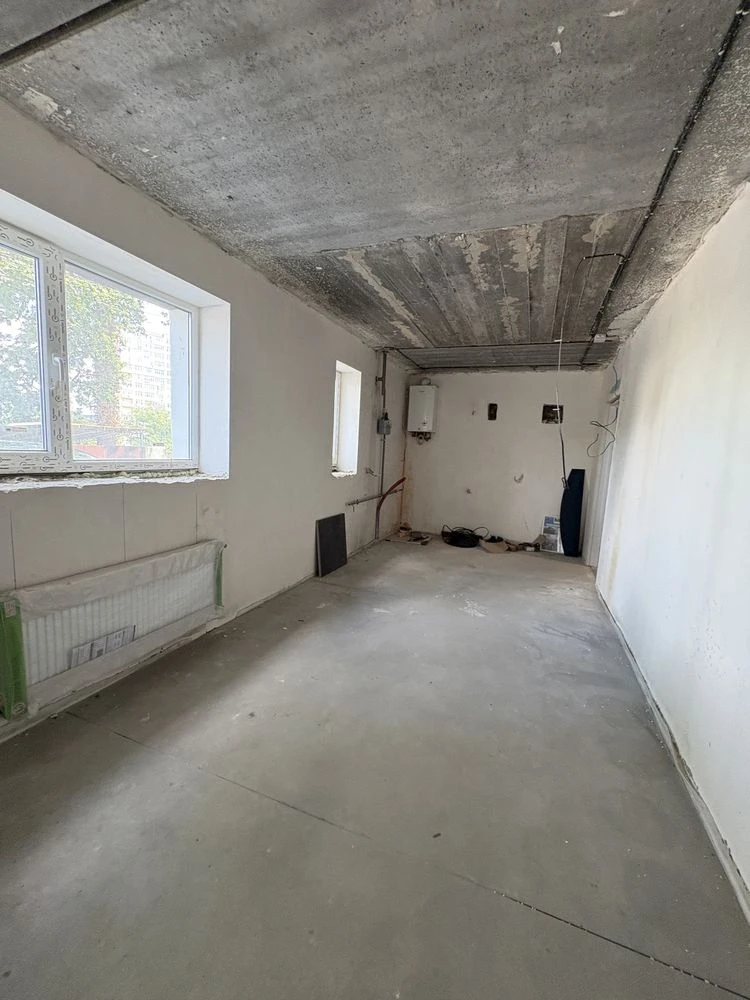 2-room apartment with partial renovation! 2 terraces! Minimum paperwork! All state documents.