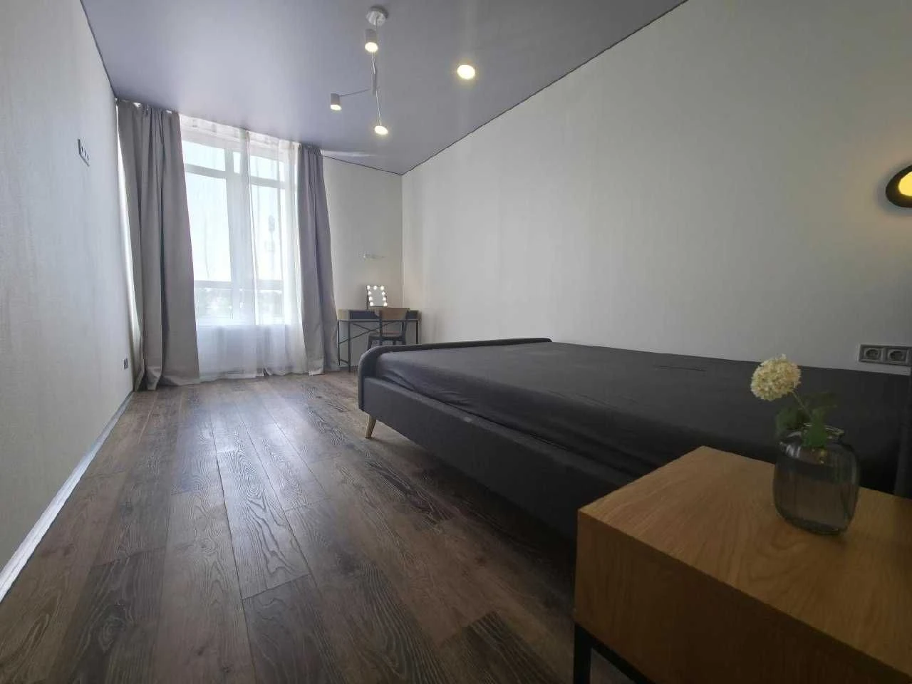 New 1-bedroom apartment with renovation and furniture in the "Synergy City" residential complex