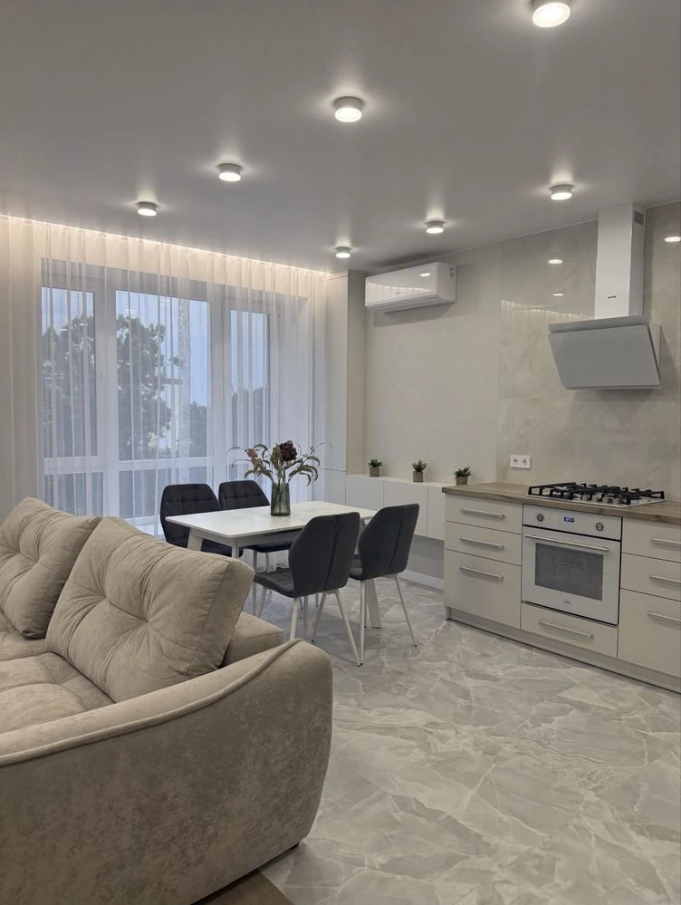 Продається нова 3-кімнатна квартира 78 м2 ЖК "Нові Метри", вул. Павленка, 56