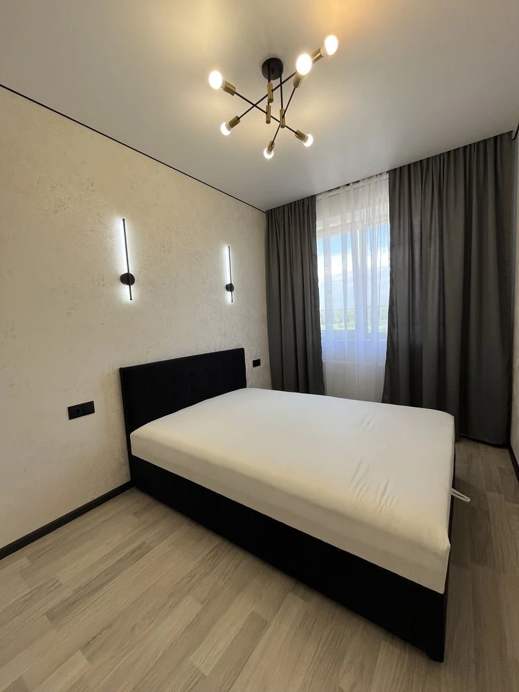 For Sale - No Commission 1-Bedroom Apartment with New Renovation, Certificate