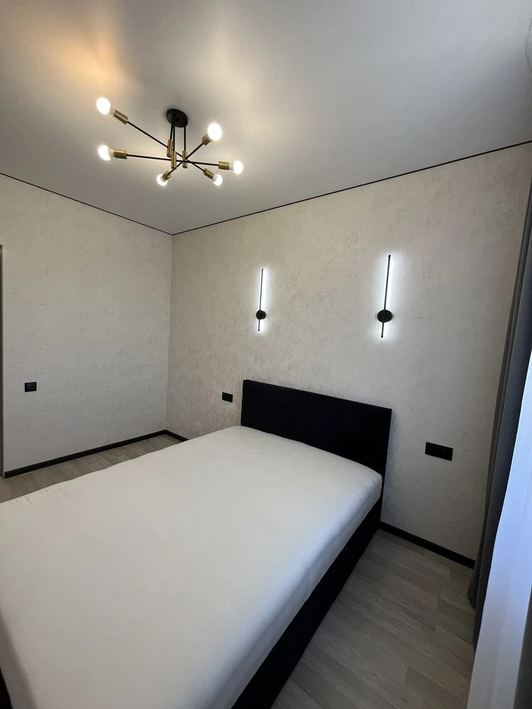 For Sale - No Commission 1-Bedroom Apartment with New Renovation, Certificate