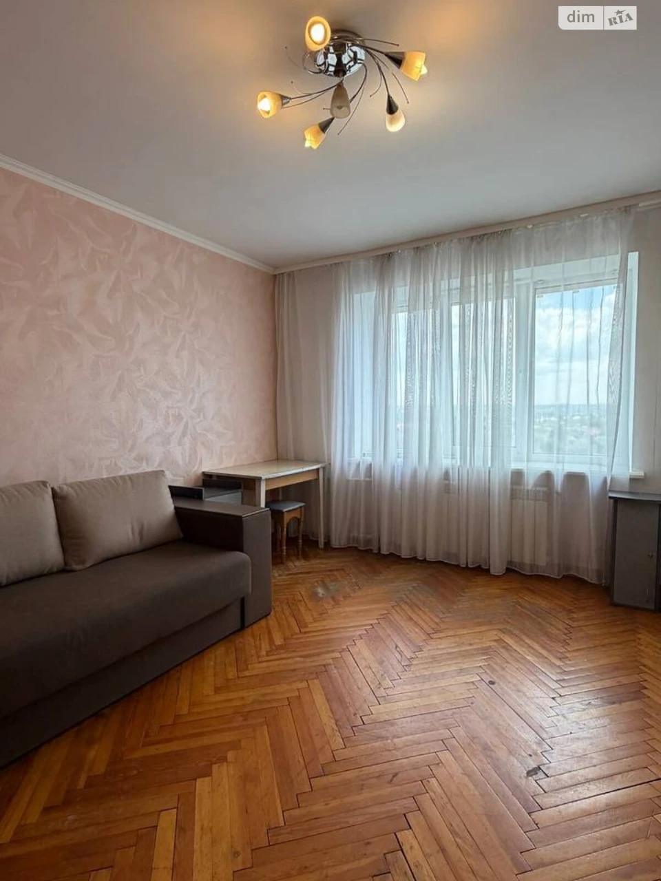 Продаж Квартира Романівка