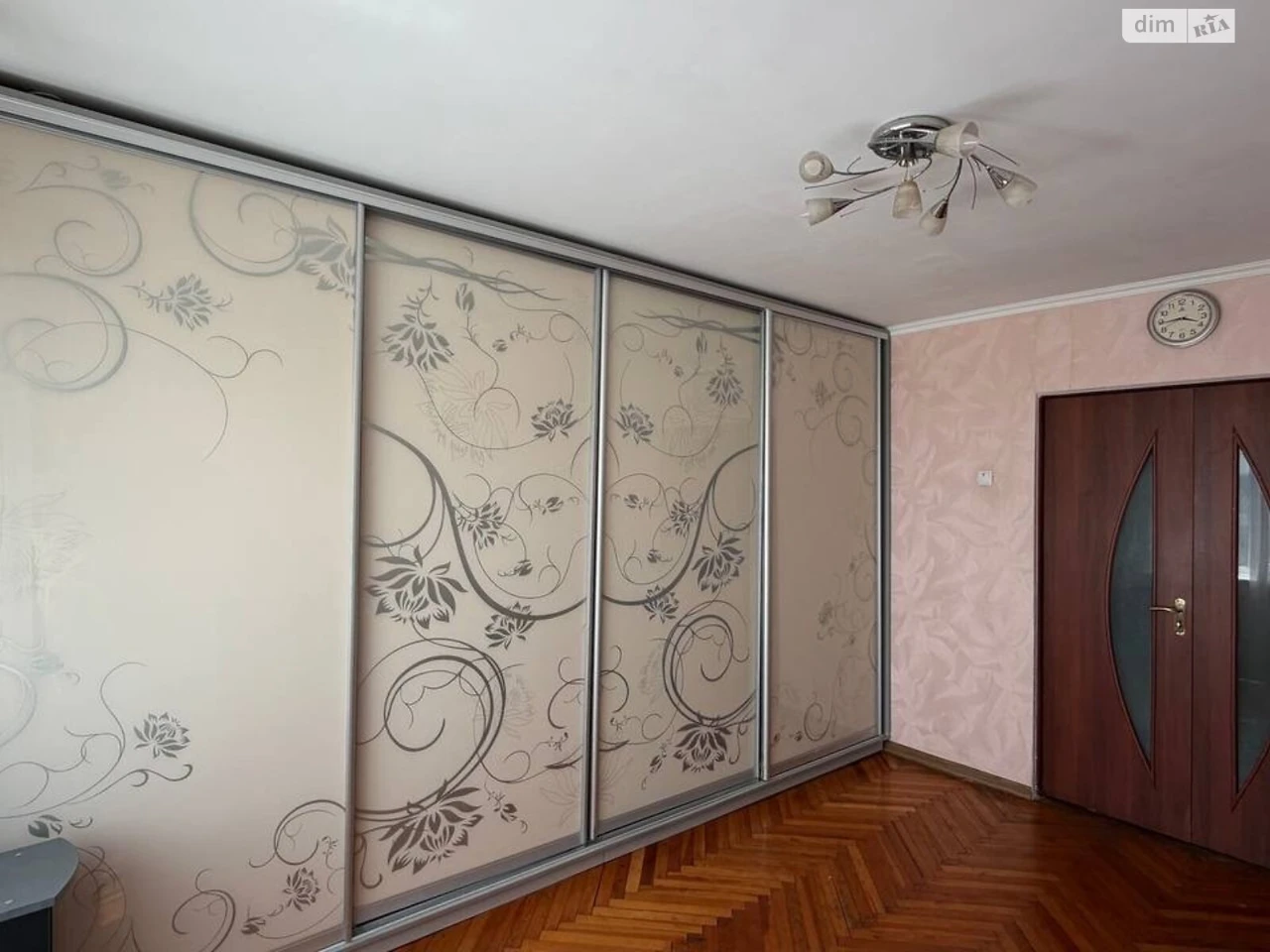 Продаж Квартира Романівка