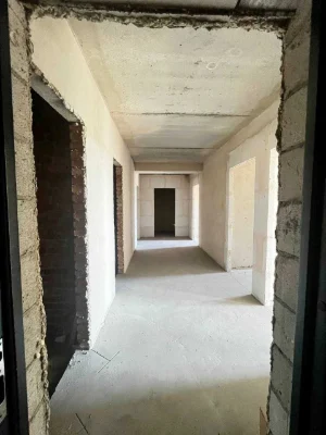 Sale or exchange for a car: 3-room apartment, 104 sq.m.