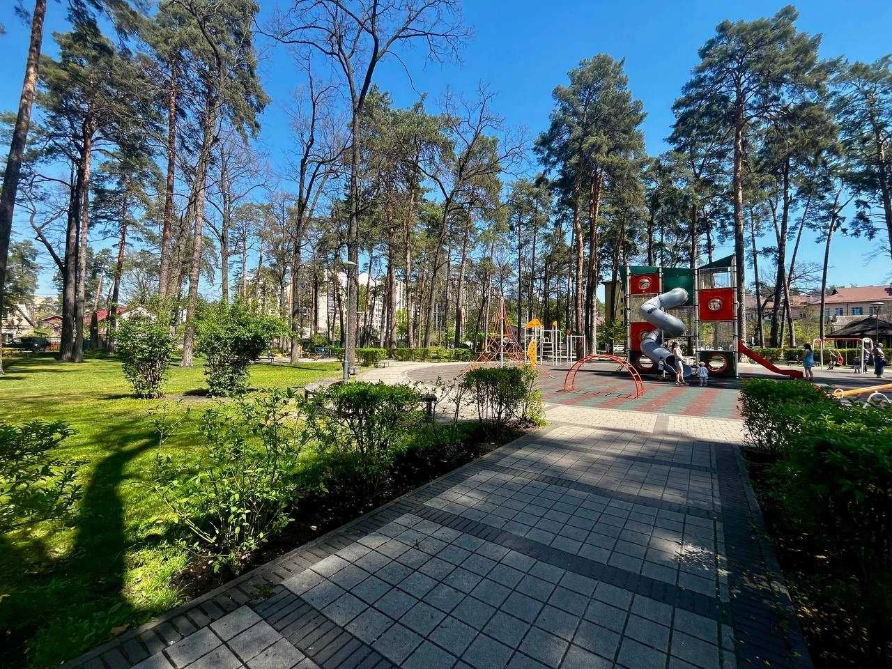 Sale or exchange for a car: 3-room apartment, 104 sq.m.