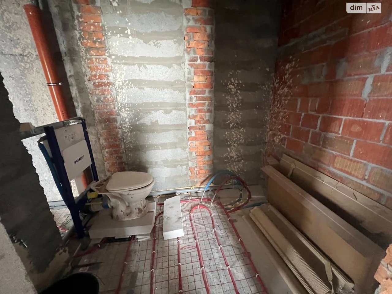 Продаж Квартира Романівка