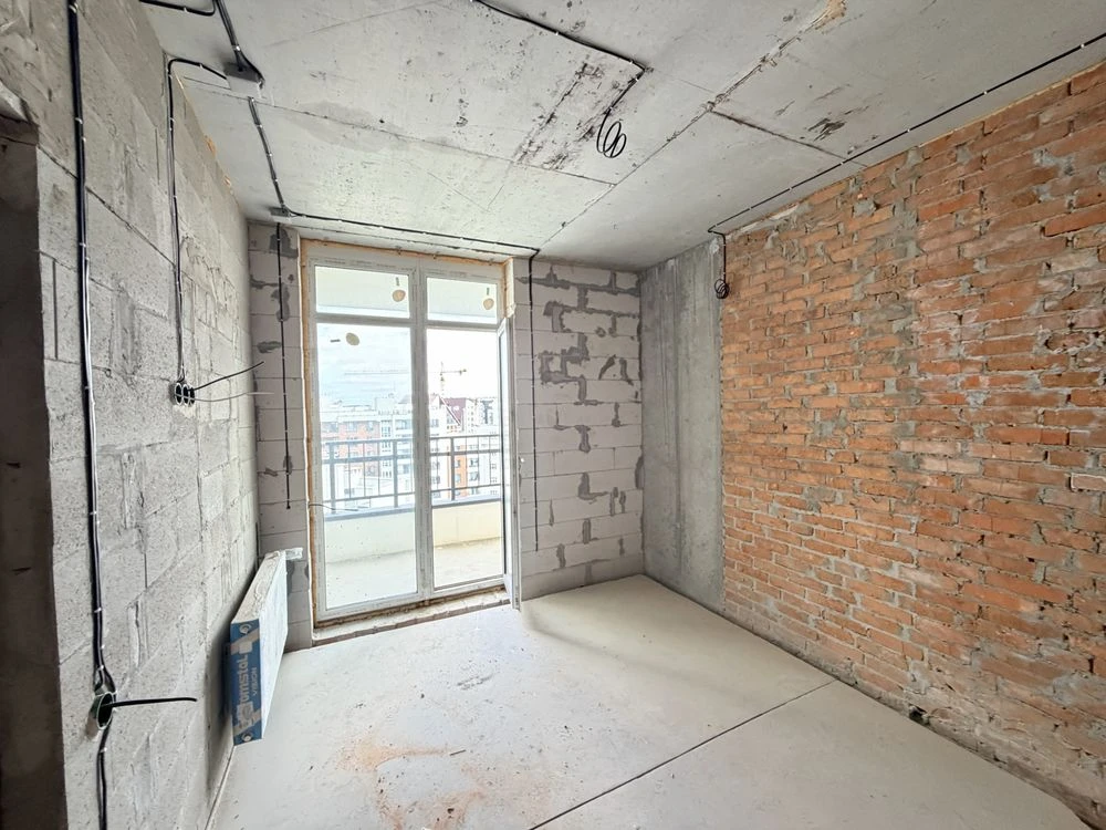 Sale of a two-level apartment in ЖК Синергия Сити