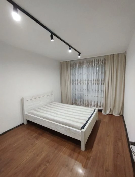 Selling 3-bedroom apartment, 1/12, Alekseyevka, Pobedy metro station. Certificate.