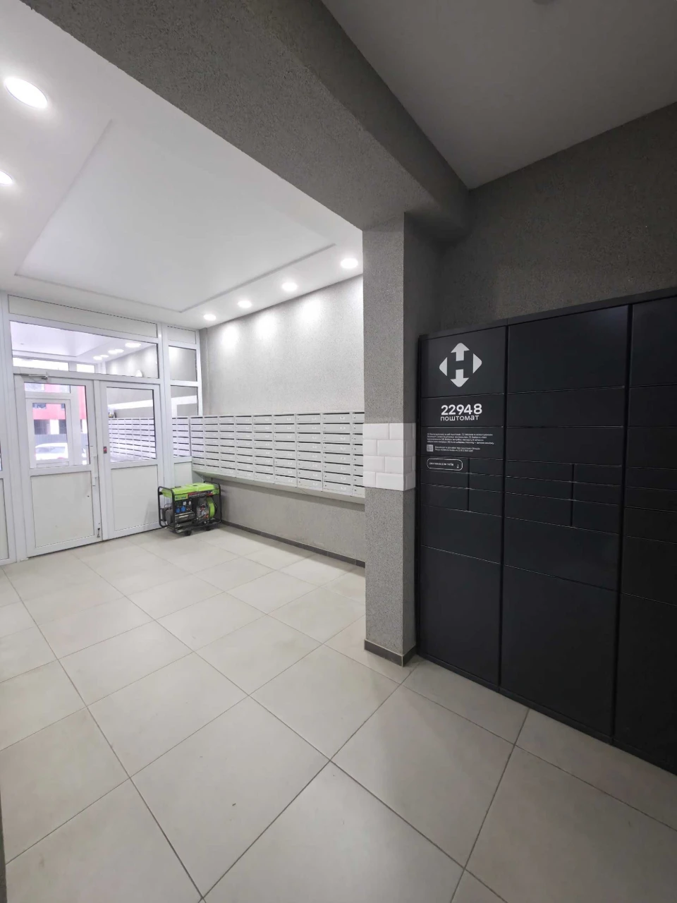 Продається 1-кімнатна квартира 41 м² з початковим ремонтом за 7 км від Києва