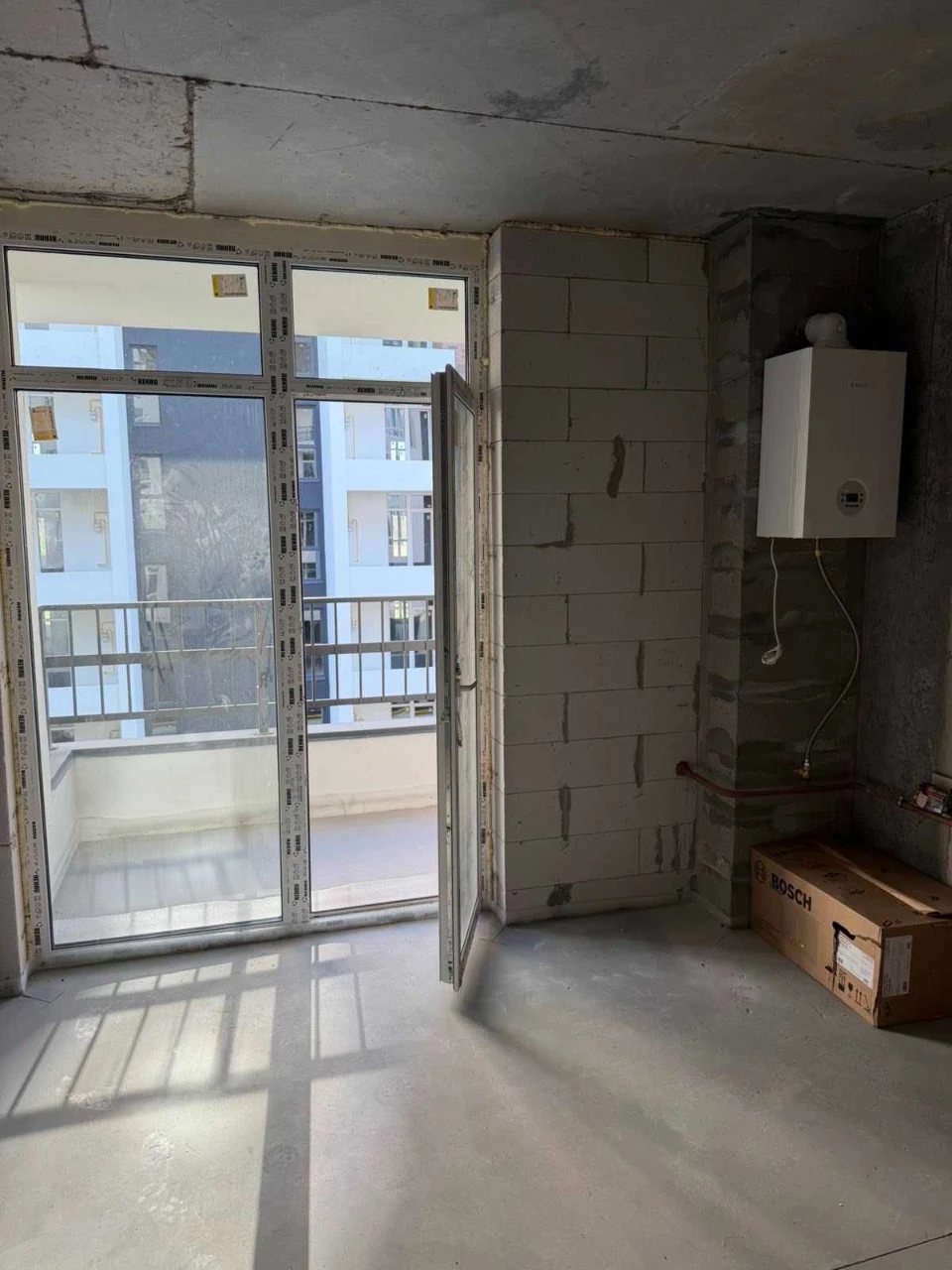 Продаю однокімнатну квартиру в ЖК "Синергія Сіті", Газ, 40 м2