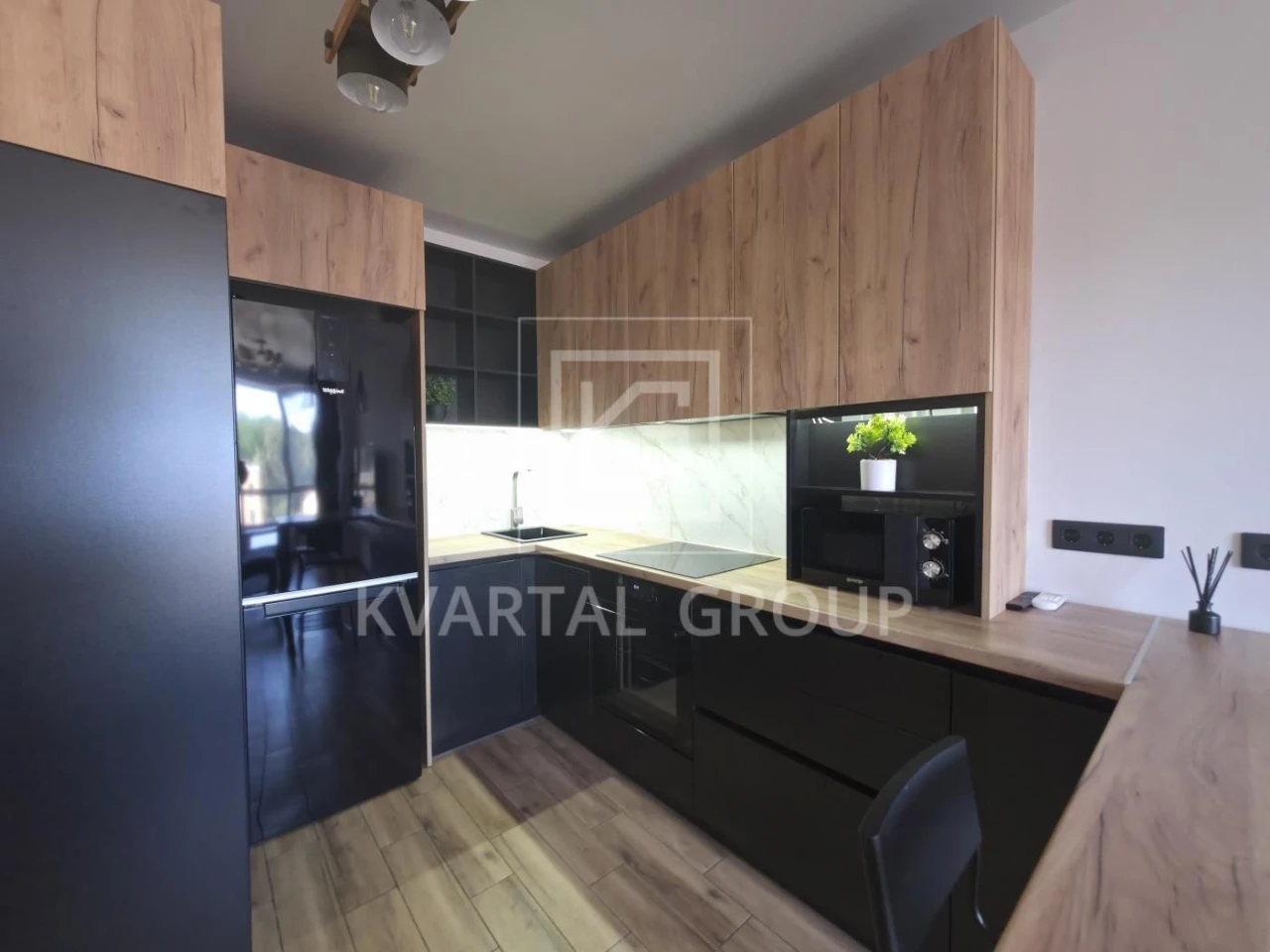 For Sale: 1-bedroom apartment 39m2 with RENOVATION in ЖК Нові метри Парк.