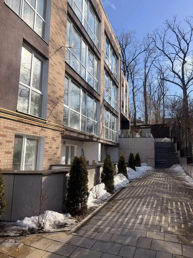 Продається 2-кімнатна квартира, "ЖК Light Residence", Ірпінь, 62,7 м²