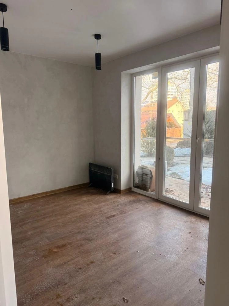 Продається 2-кімнатна квартира, "ЖК Light Residence", Ірпінь, 62,7 м²
