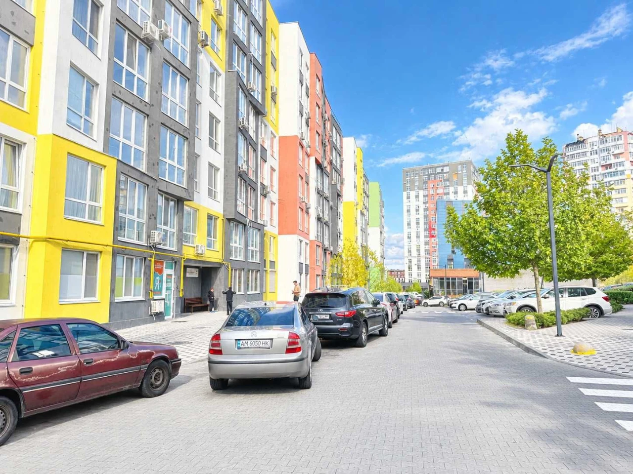 One-bedroom apartment for sale with partial renovation in ЖК Синергія 3+