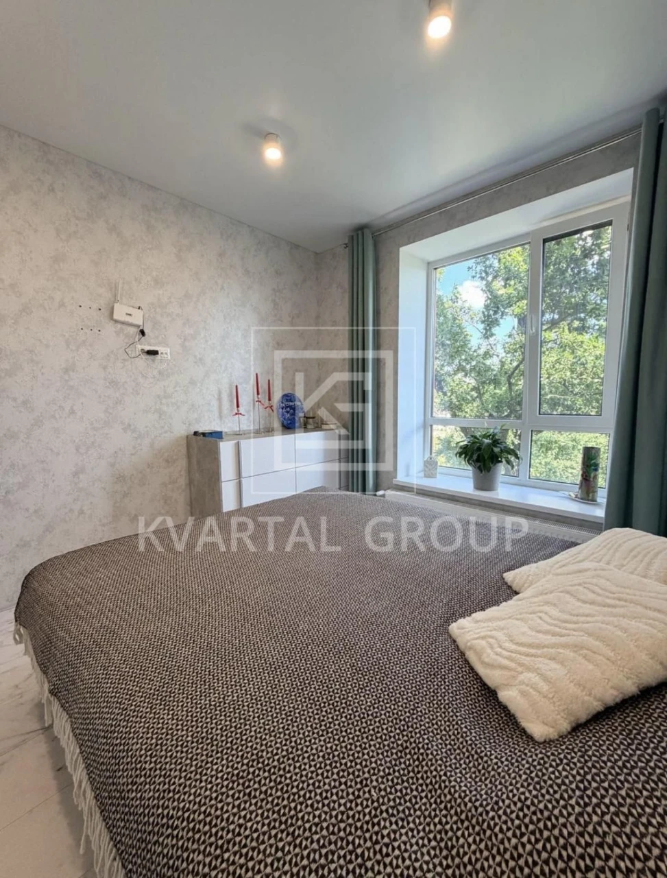 For Sale: 1-bedroom apartment with renovation on the 6th floor in the "New Metrics Center" residential complex! 2% off