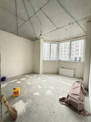 TWO-ROOM APARTMENT WITH PARTIAL RENOVATION! Certificate/Voucher!