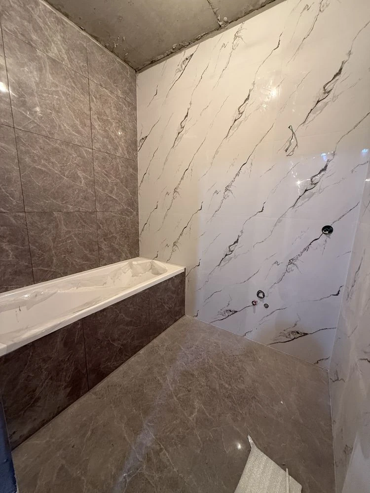 TWO-ROOM APARTMENT WITH PARTIAL RENOVATION! Certificate/Voucher!