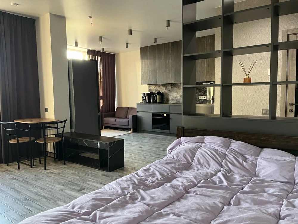 Large studio apartment near the Central Park in Irpin! 45,