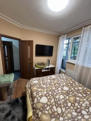 For Sale: 2 rooms with renovation! Urgent
