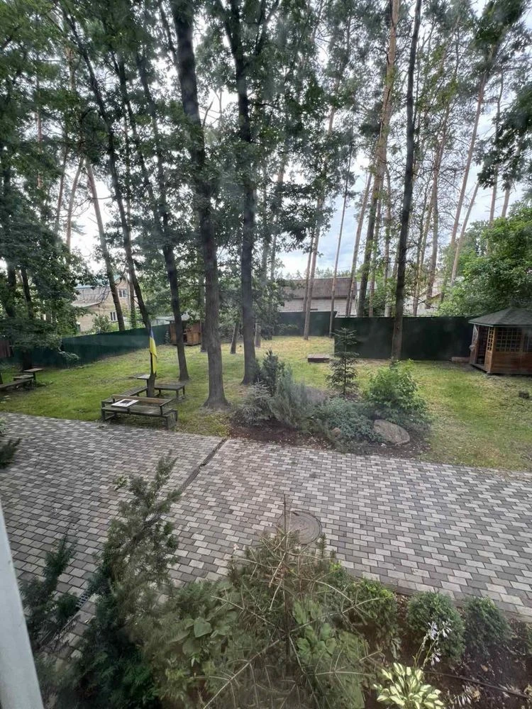 For Sale: 2 rooms with renovation! Urgent