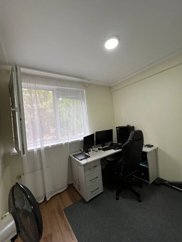 For Sale: 2 rooms with renovation! Urgent