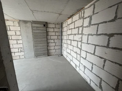 Sale of a two-bedroom apartment with a large kitchen-studio. Without