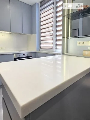 Продаж 2к квартири 40.8 кв. м на вул. Салютна 2 • ID 3461132