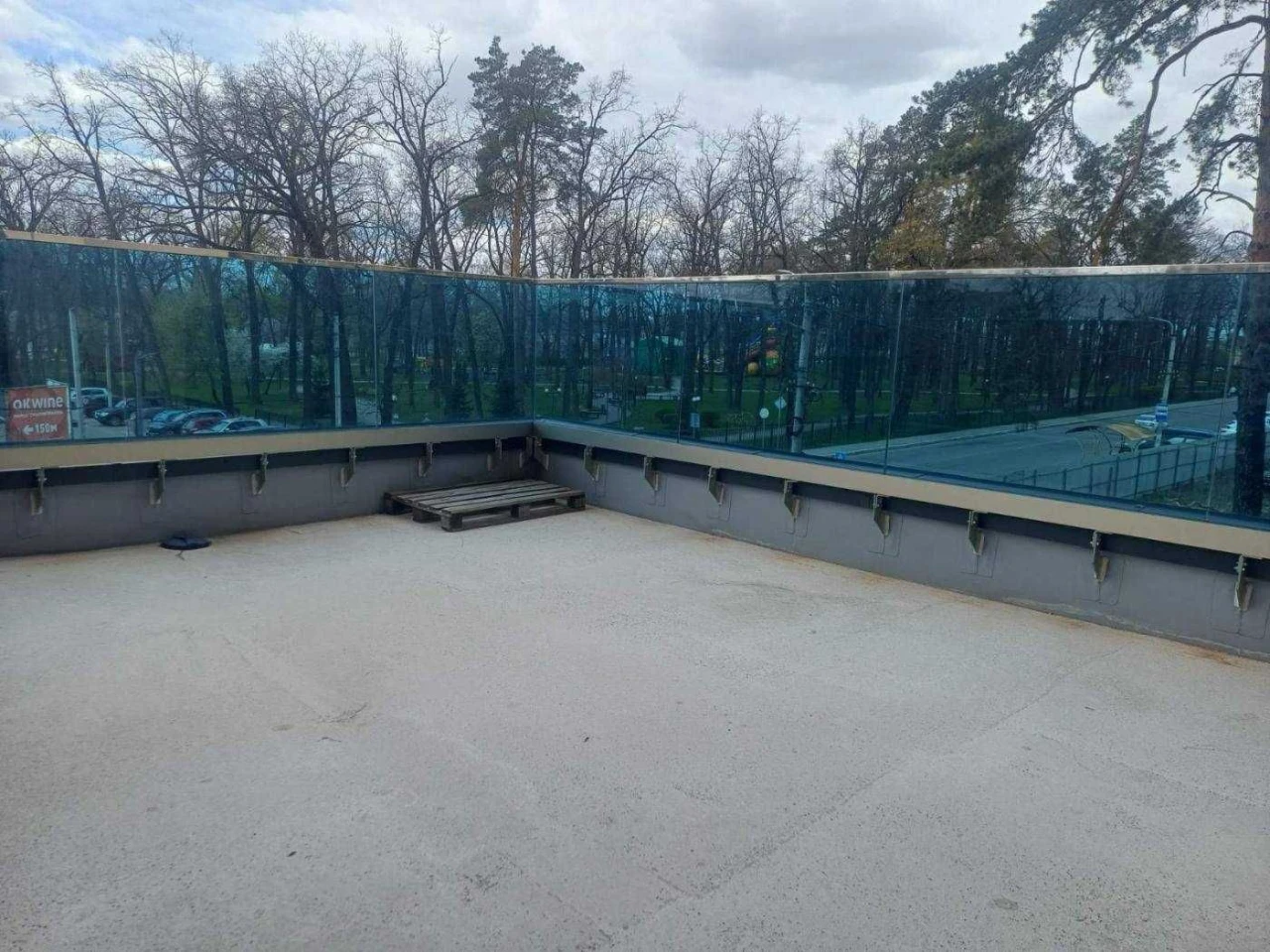 Private terrace with a view of the park in the heart of Irpin! Business-