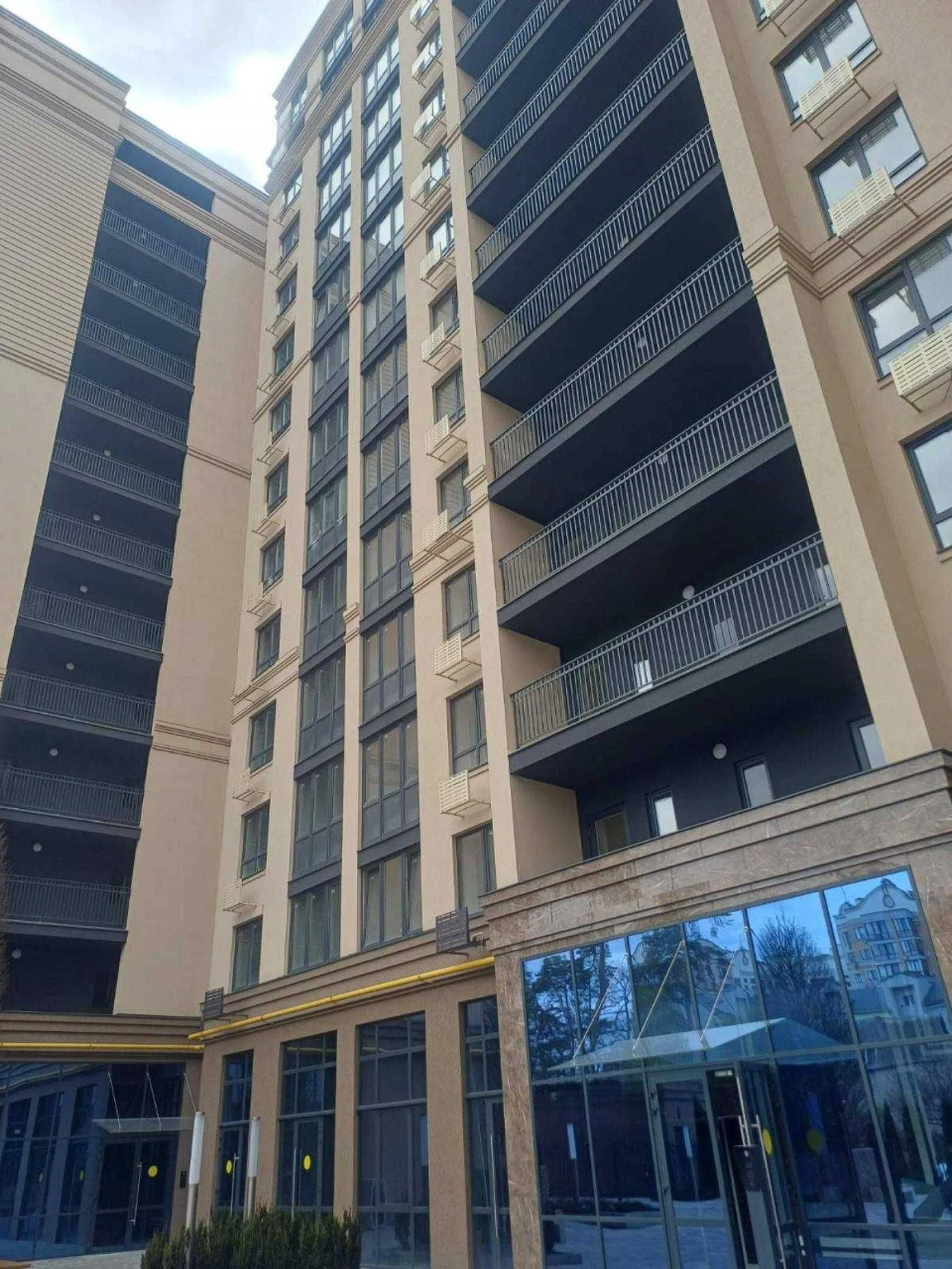 Private terrace with a view of the park in the heart of Irpin! Business-