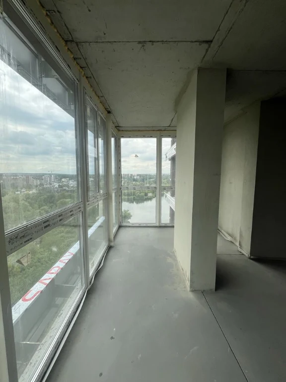 Luxury 2-bedroom Euro apartment with lake view. Apartment - yes