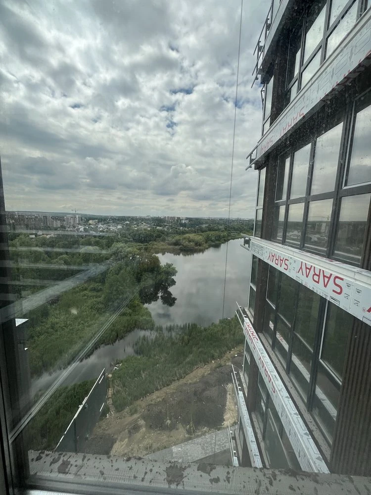 Luxury 2-bedroom Euro apartment with lake view. Apartment - yes
