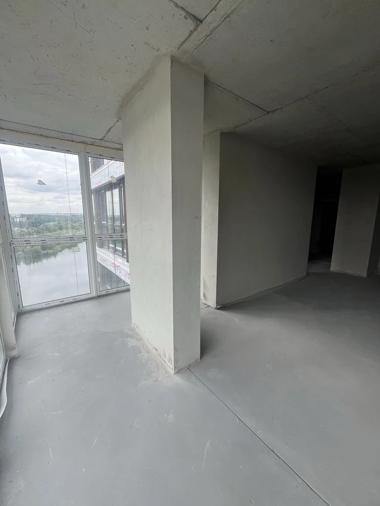 Luxury 2-bedroom Euro apartment with lake view. Apartment - yes