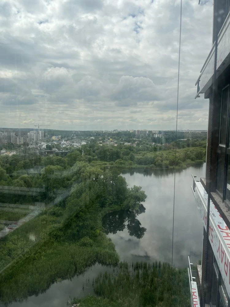 Luxury 2-bedroom Euro apartment with lake view. Apartment - yes
