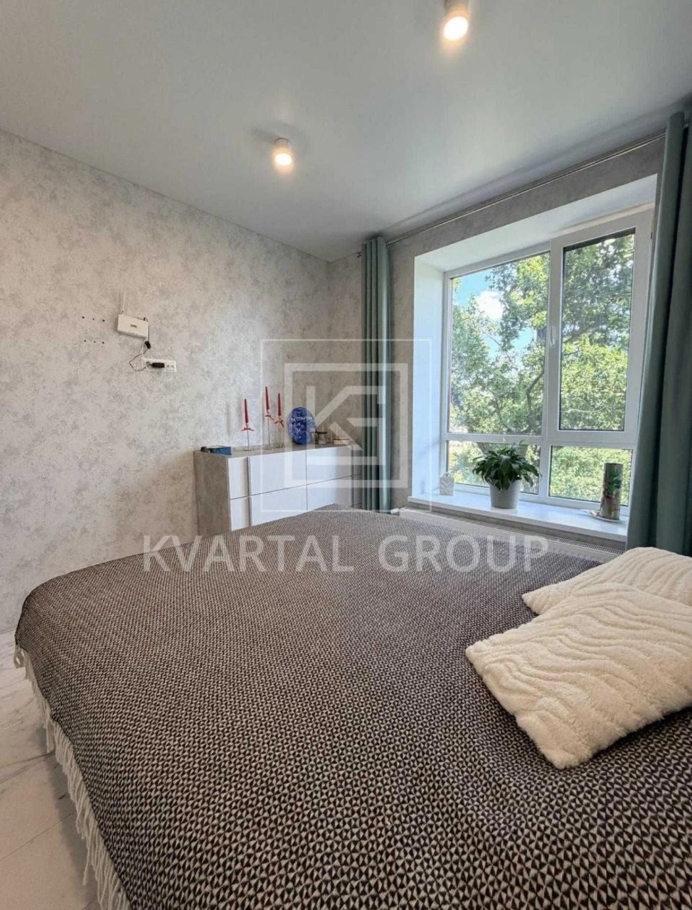 Amazing one-bedroom apartment renovated in the center of Irpin.