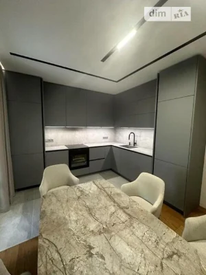 Sale of 1-room apartment 64.1 sq. m. on Beresteyskyi Avenue 65B •