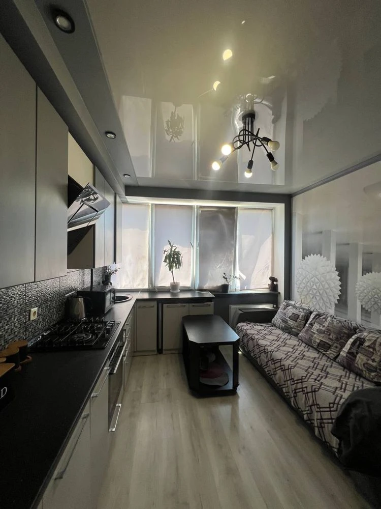 Fully furnished 2-bedroom apartment with renovation in Irpin. Gas!