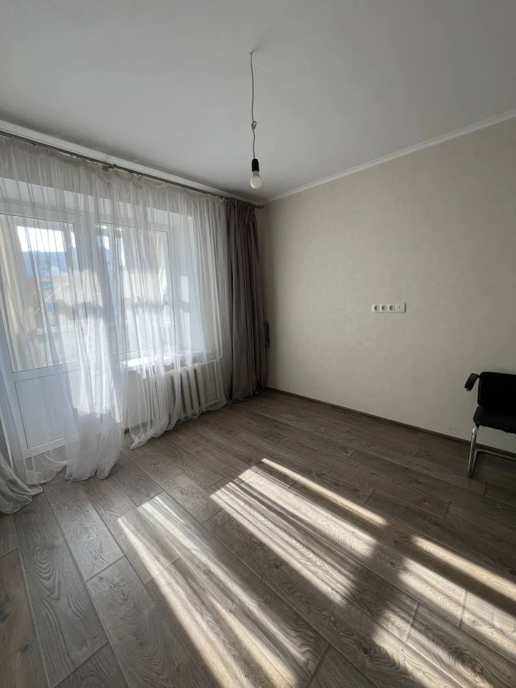 One-bedroom apartment with renovation and gas, Irpin, 2% tax, Certificate