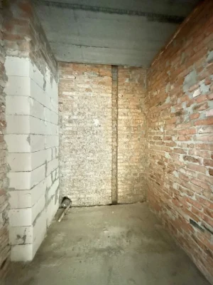Real 2-room apartment in a club house