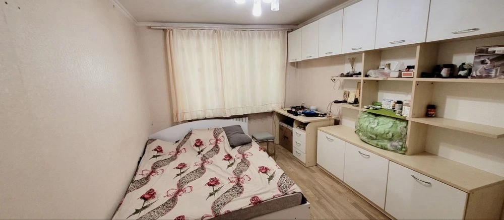 I will sell 2,000 square meters. Autonomnoe Otoplenie, Center, Tsum, Yavornytskyi
