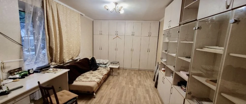 I will sell 2,000 square meters. Autonomnoe Otoplenie, Center, Tsum, Yavornytskyi