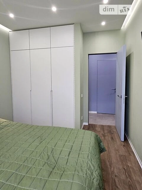 Продаж 2к квартири 40.8 кв. м на вул. Салютна 2 • ID 3461132