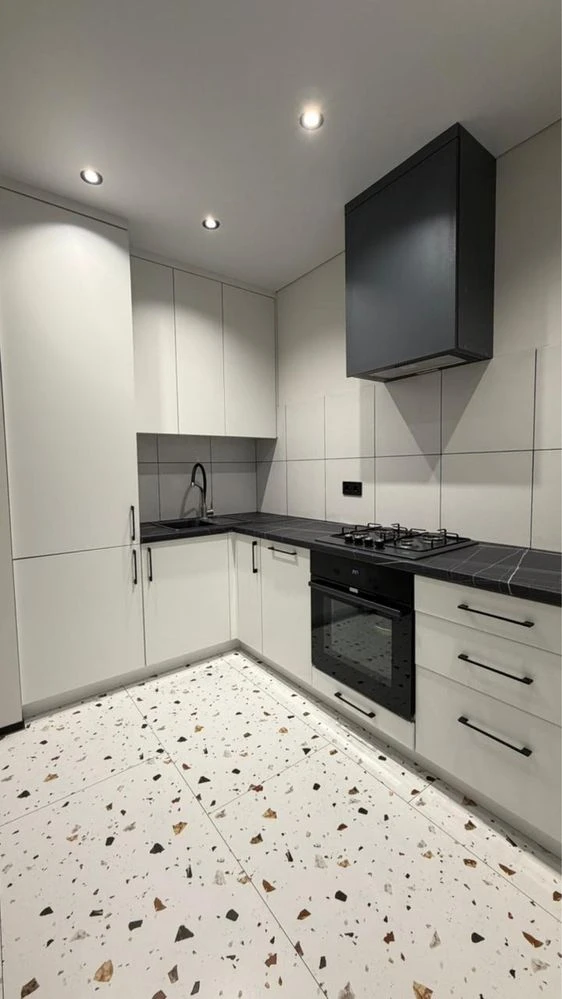 ЖК Синергія Сіті, 40 м², якісний ремонт, все залишається, інд