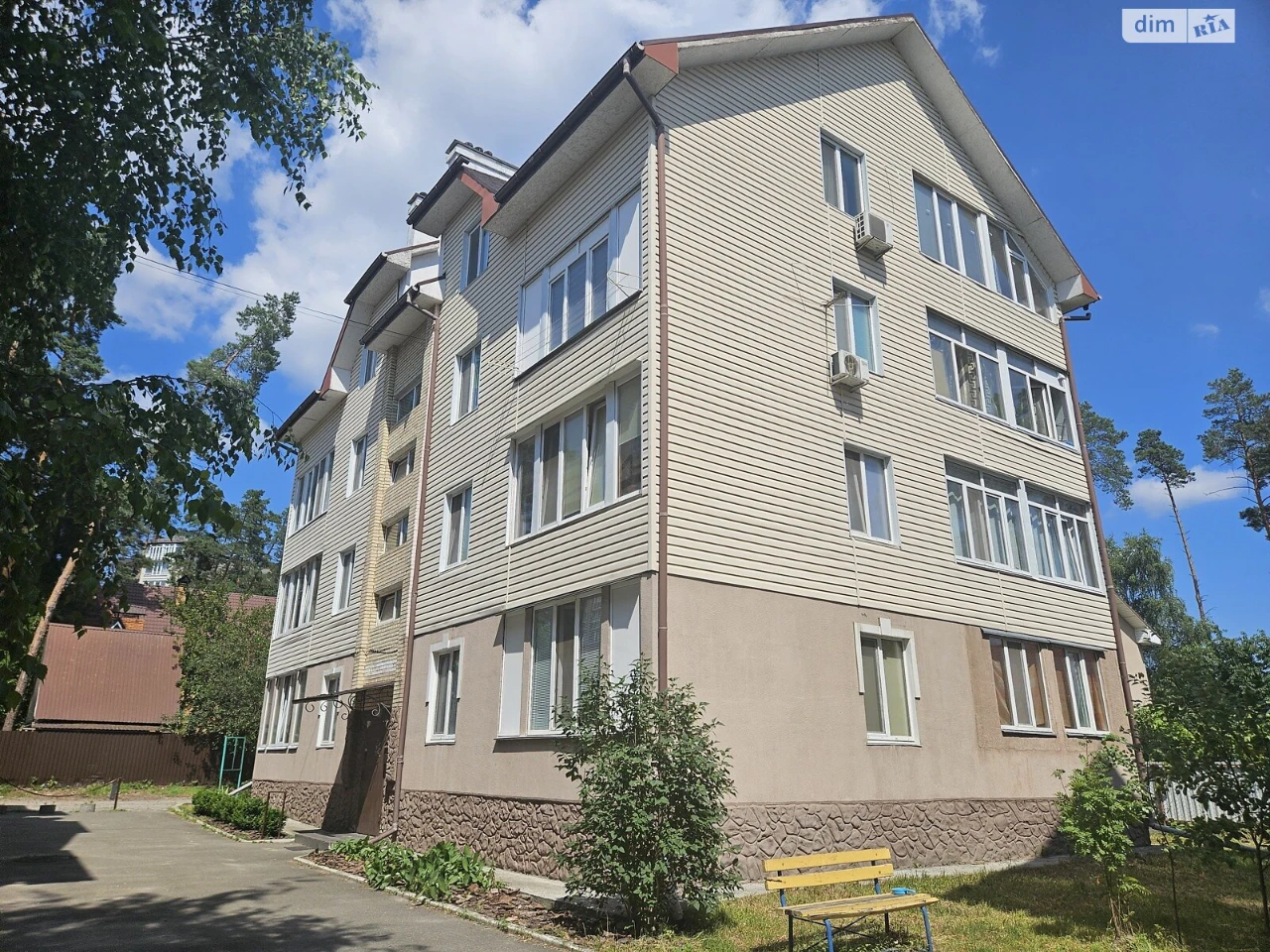 Продаж Квартира Романівка