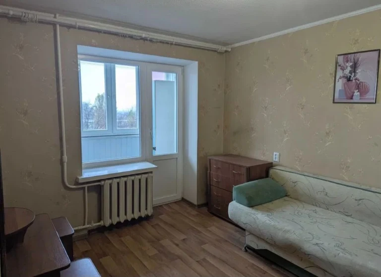 Hg8 Selling a 3-room apartment in the Kholodnogorsk district